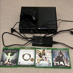Good condition XBox One 500GB Model 1540